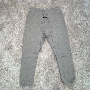 Fear of God Essentials Men’s Sweatpants Dark Heather Oatmeal Grey L